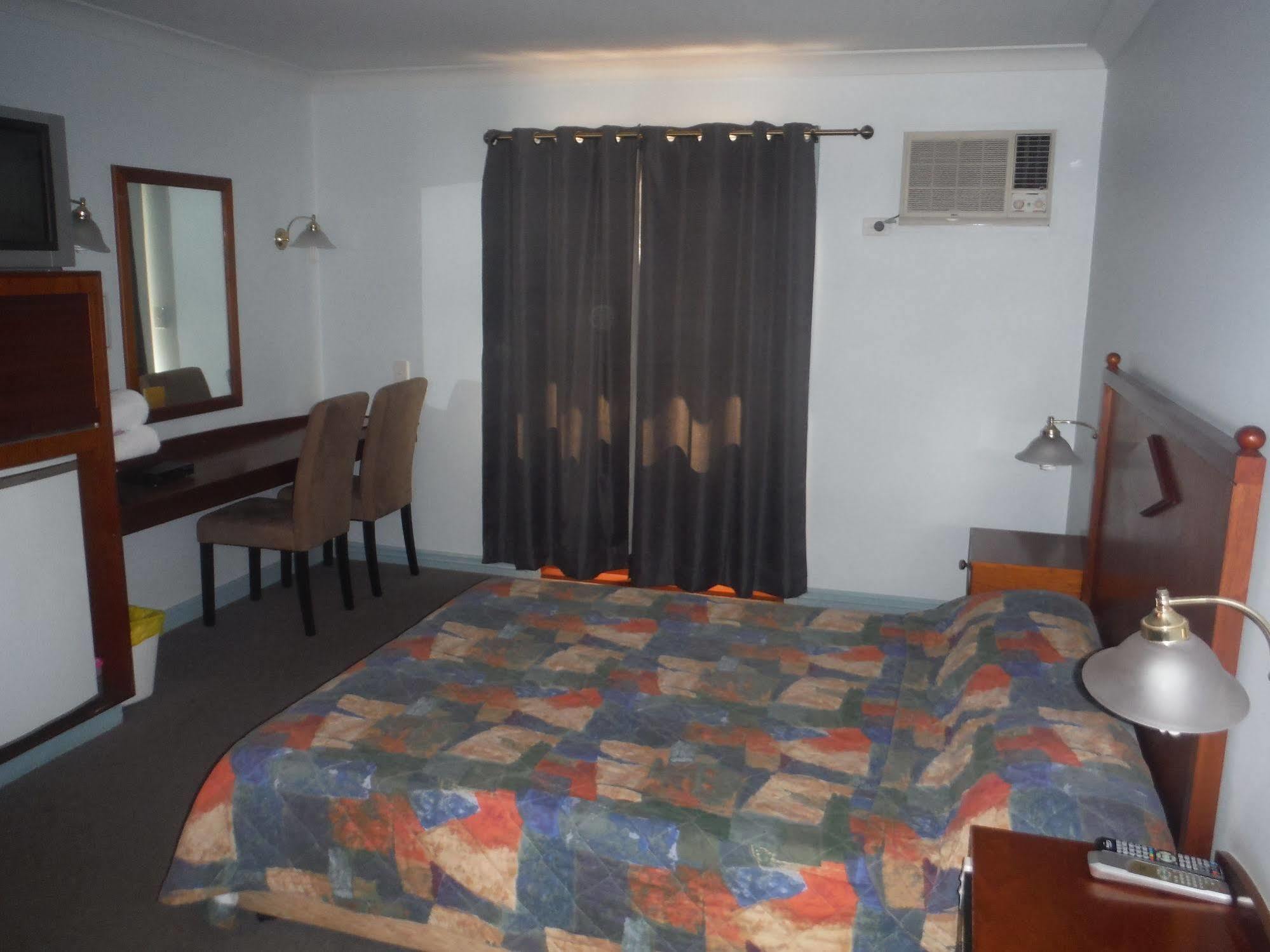 Bororen Hotel Motel Dış mekan fotoğraf